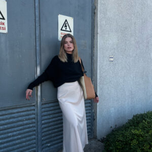 Skirt suit
